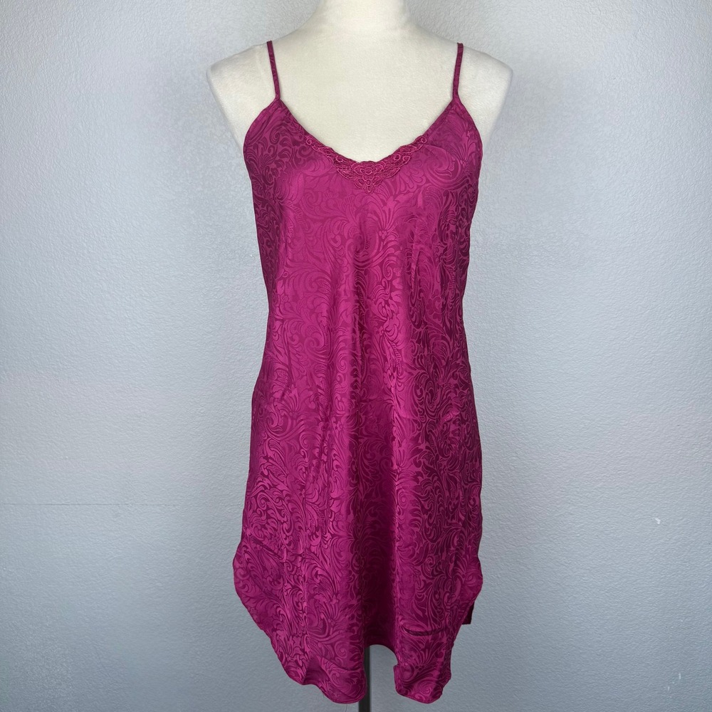 Elegant Vintage Pink Chemise